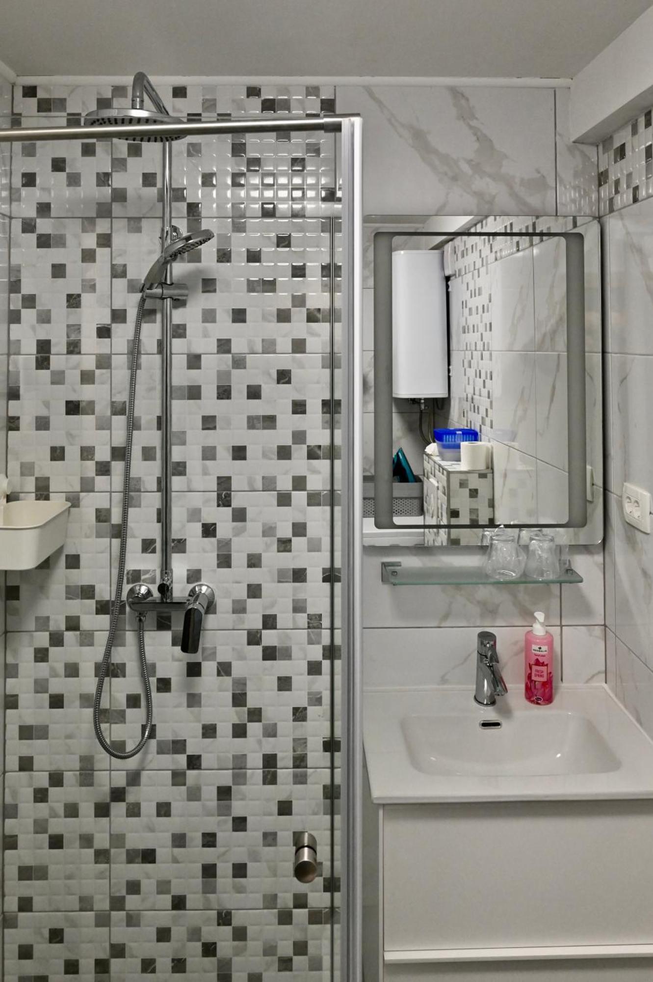 Studio Apartman Una -Self Check In,Free Parking Karlovac Luaran gambar